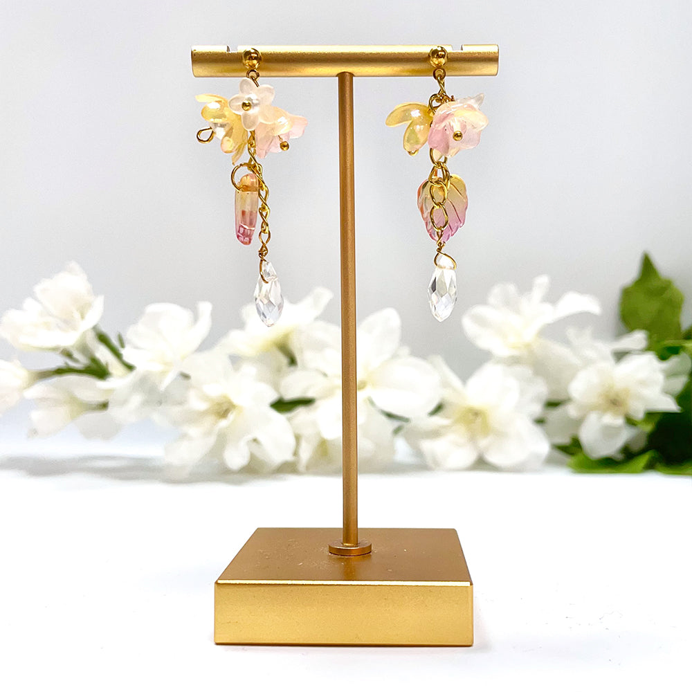 Teardrop Flowerbud Earring