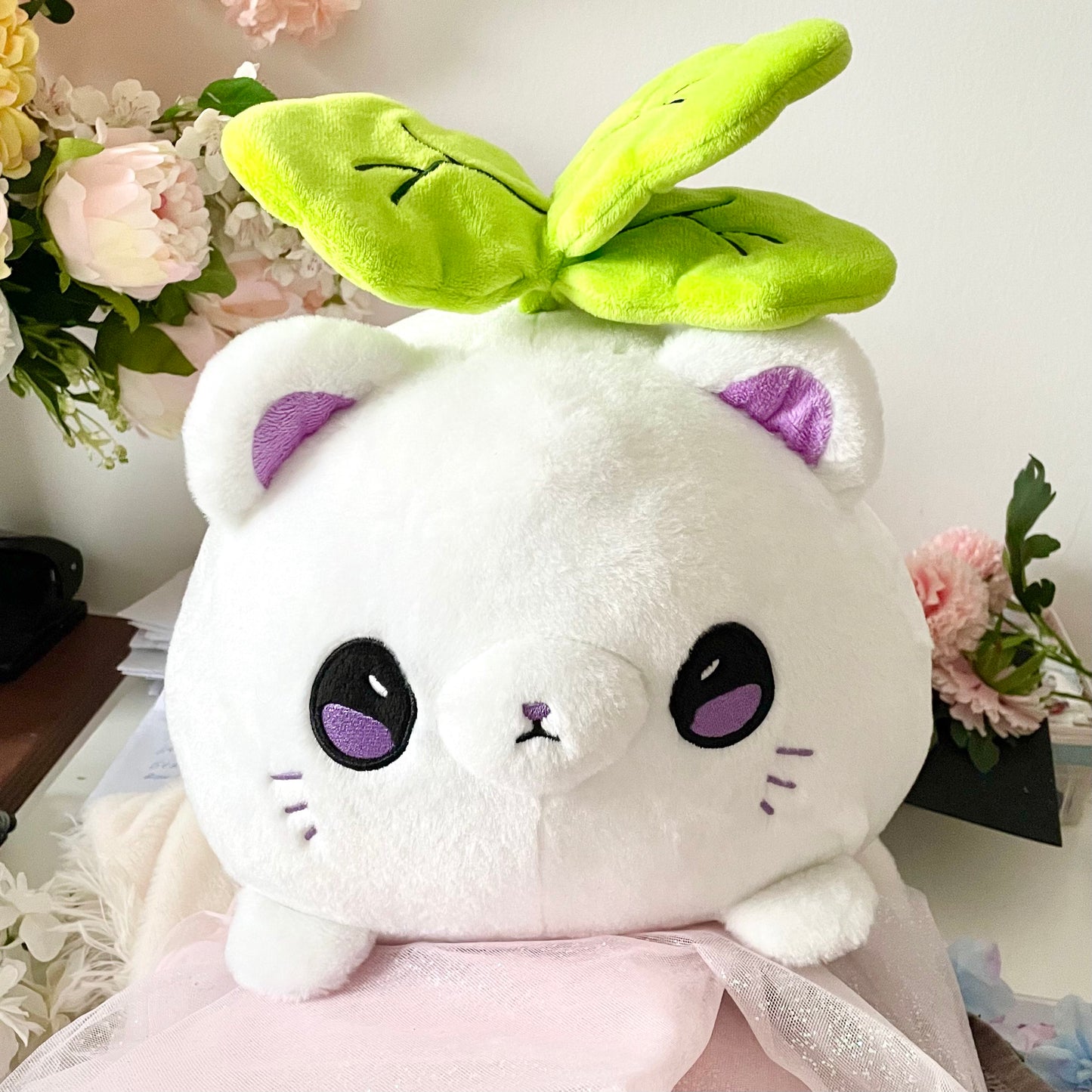 TUCAT PLUSH