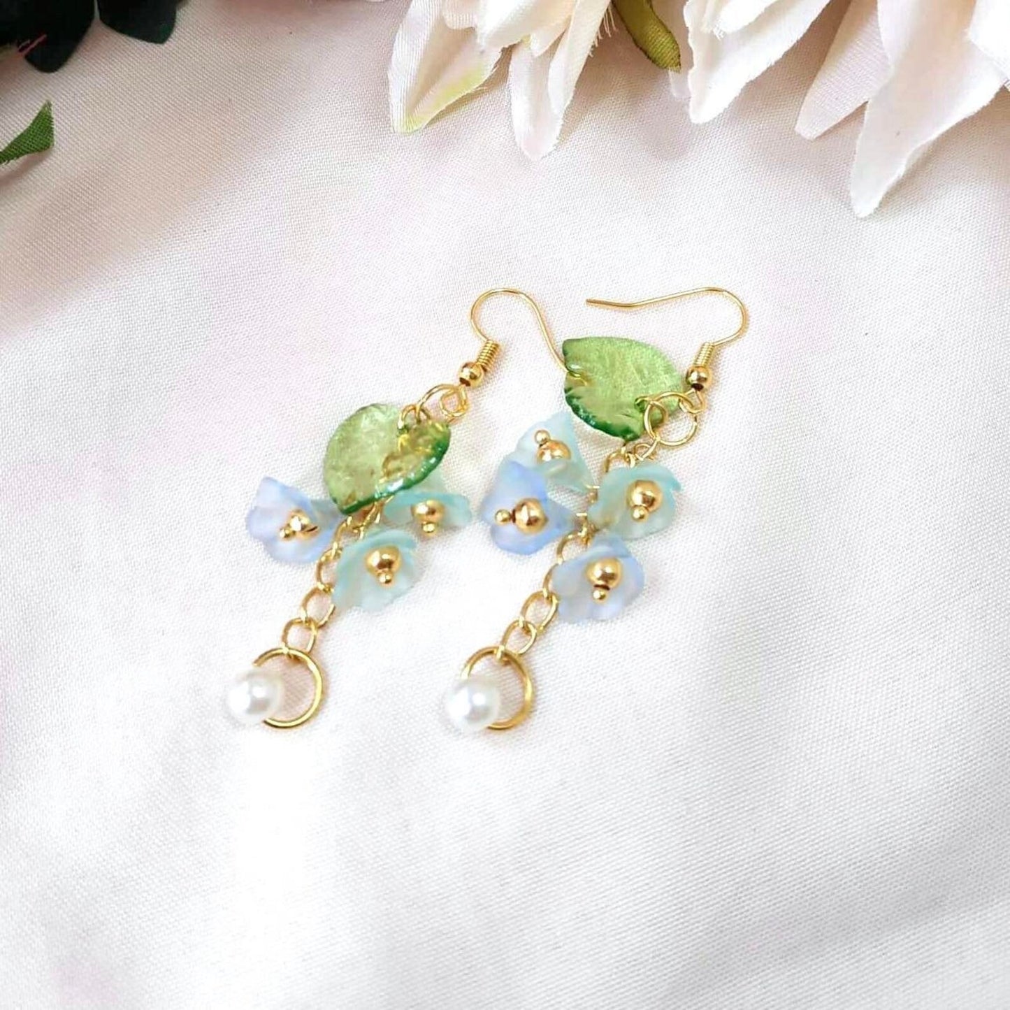 Flower Bead & Pearl Earring